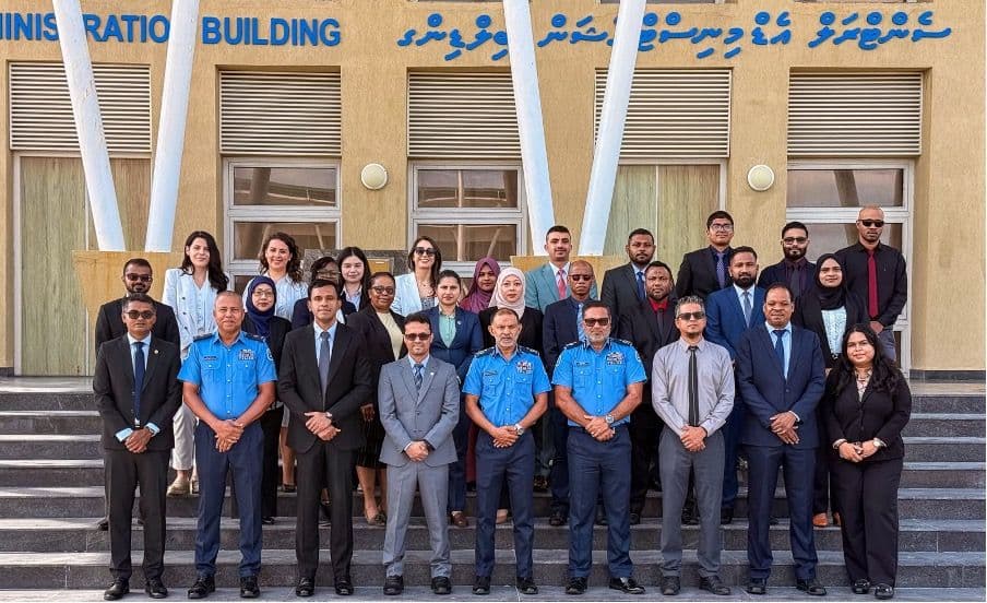 އިންޓަރޕޯލްގެ "އިންސްޓްރަކްޓަރ ޑިވެލޮޕްމަންޓް ކޯސް" ނޭޝަނަލް ކޮލެޖް އޮފް ޕޮލިސިންގ އެންޑް ލޯ އެންފޯސްމަންޓްގެ އައްޑޫ ކެމްޕަހުގައި ފަށައިފި