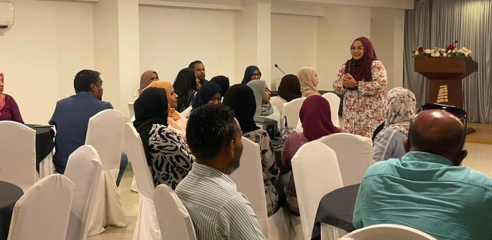 މާލެ، ފެނަކަ ކޯޕަރޭޝަން މުވައްޒަފުންނަށް “އަރުތަ” ޕްރޮގްރާމް ކުރިއަށް ގެންގޮސްފި