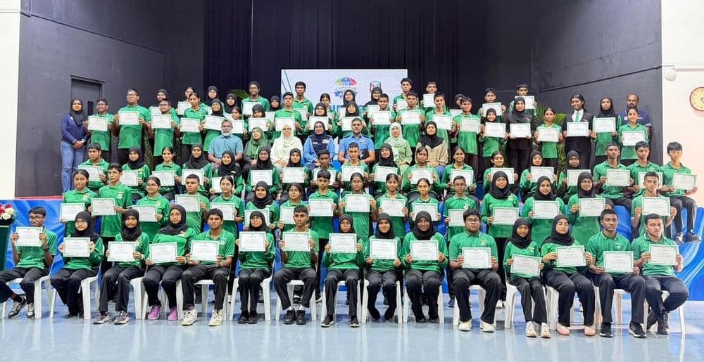“އިންސްޕަޔަރިންގ ޔަންގް ލީޑާސް” ޕްރޮގްރާމް އަމީނިއްޔާ ސުކޫލު ދަރިވަރުންނަށް ކުރިއަށް ގެންގޮސްފި