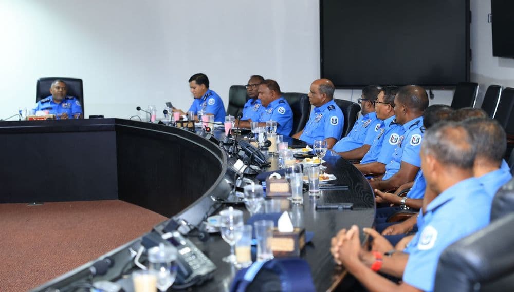 35 އަހަރު ހިދުމަތް ކުރެއްވި ފުލުހުންނާ ކޮމިޝަނަރ އޮފް ޕޮލިސް ބައްދަލުކުރައްވައިފި