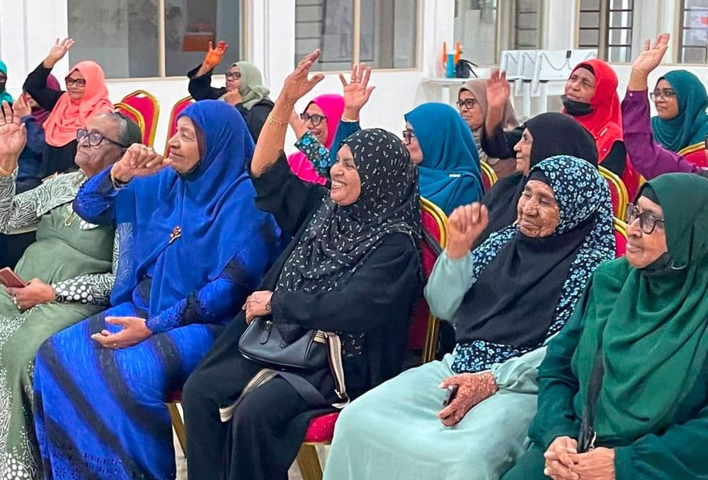 އިސްރަށްވެހިންނަށް ދުޅަހެޔޮ ދިރިއުޅުމާގުޅޭ ސެޝަނެއް ބާއްވައިފި