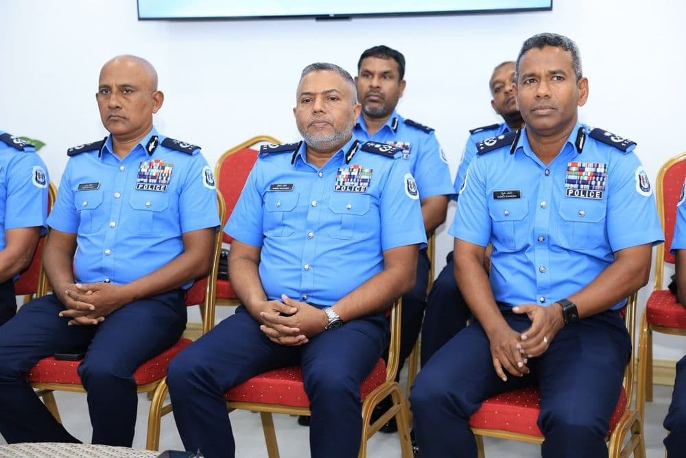 154 ޕޮލިސް ސްޓޭޝަން އެޅުމުގެ މަޝްރޫޢާއެކު އަތޮޅުތެރޭގެ ފުލުހުންގެ ޚިދުމަތް އިތުރު ހަރުފަތަކަށް ގެންދެވޭނެ: ކޮމިޝަނަރ