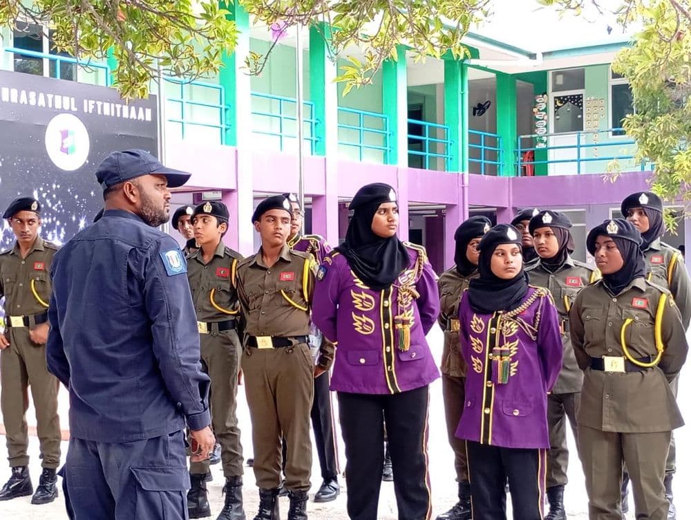 މަދަރުސަތުލް އިފްތިތާހުގެ ބޭސިކް ކެޑޭޓް ކޭމްޕު ދަރިވަރުންނަށް ސެޝަންތަކެއް ކުރިއަށް ގެންގޮސްފި