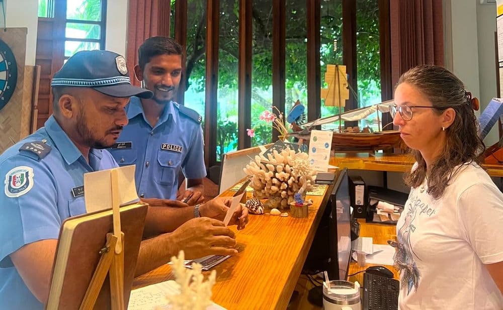 ކަމަދޫ ގެސްޓުހައުސްތަކަށް ޒިޔާރަތްކޮށް މައުލޫމާތު ދިނުމުގެ ހަރަކާތެއް ކުރިއަށް ގެންގޮސްފި